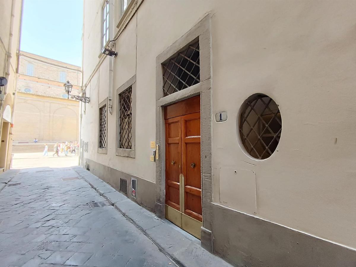 The Smallest Hostel Of Florence Exterior photo